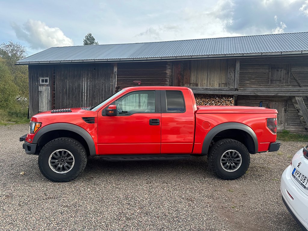 Ford F-150 SVT Raptor SuperCab Luxury