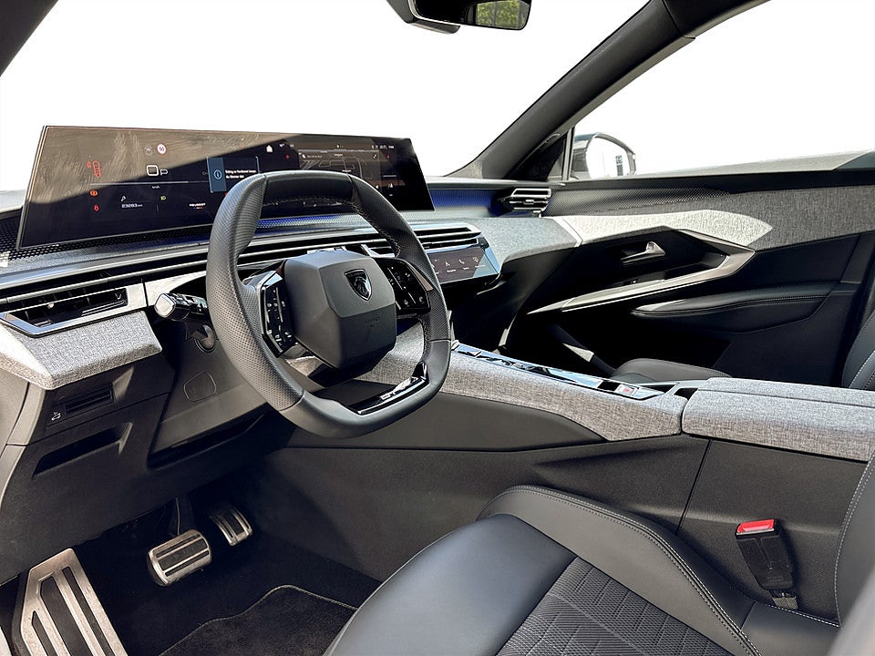 Bild på Peugeot 3008 GT Hybrid 145hk Aut B-KAMERA CARPLAY