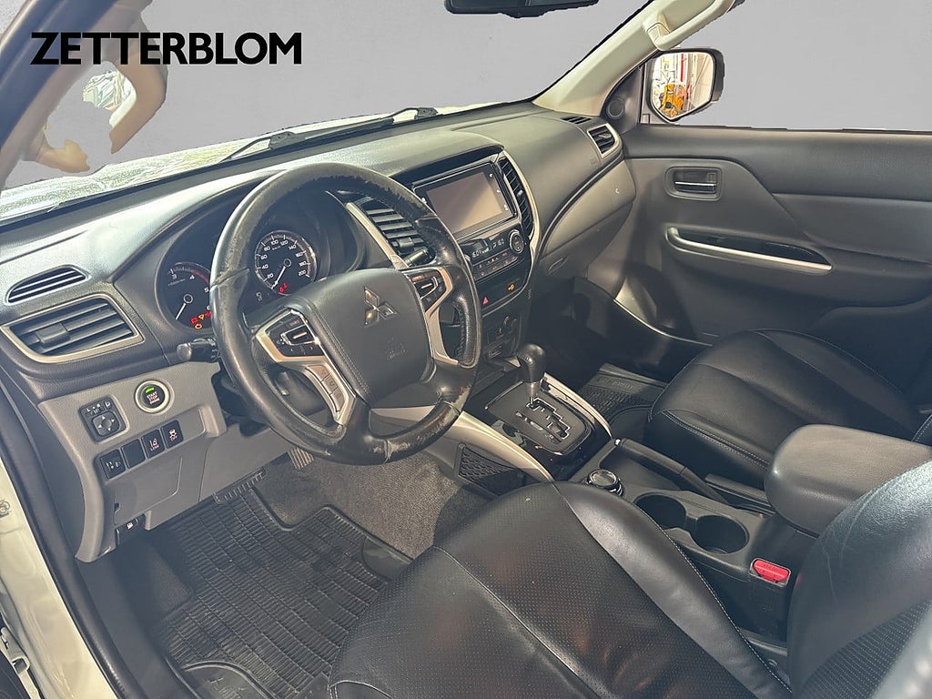 Transportbil - Flak Mitsubishi L200 8 av 14