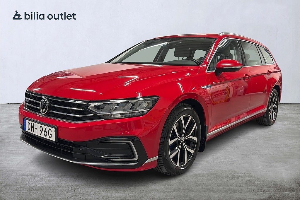 Volkswagen Passat Sportscombi GTE 1.4 TSI Navigation Skinn Dragkrok Adaptiv