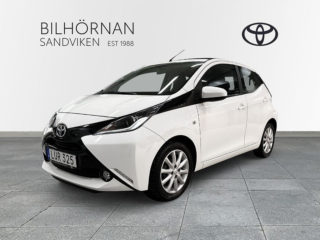 Toyota Aygo 1,0 5-D X-WAVE Canvastak Vinterhjul Motorvärm...