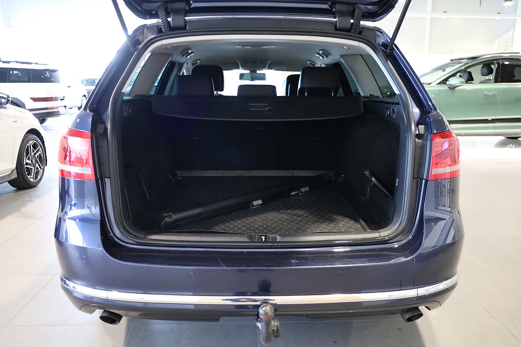 Volkswagen Passat 2.0 TDI AUT 4Motion GT Drag Värmare Kamera Läder 2014