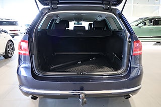 Kombi Volkswagen Passat 28 av 29