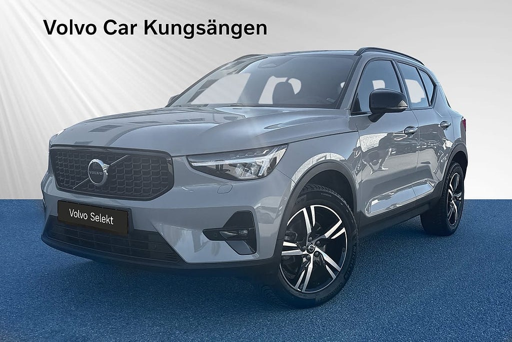 Volvo XC40 B4 FWD Bensin Plus Dark Selekt