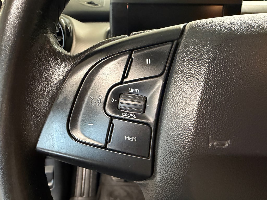Citroën C4 Cactus SÅLD !! 1.2 PureTech Euro 6 SoV Hjul thumbnail