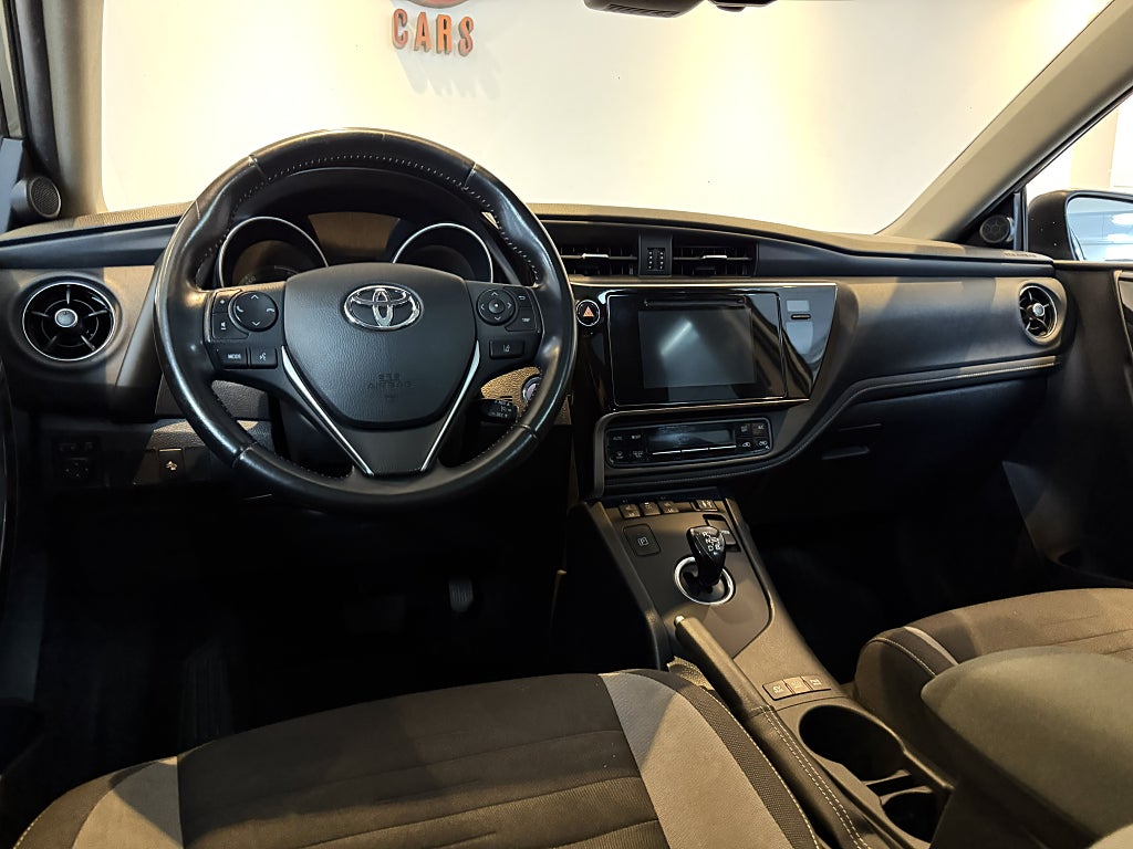 Toyota Auris Touring Sports Hybrid e-CVT Active Plus PANO 2-ÄGARE