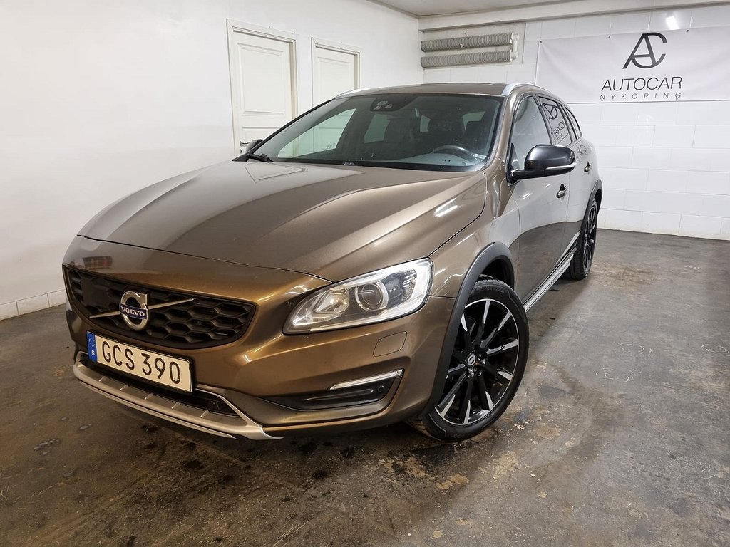 Volvo V60 Cross Country D4 Geartronic Momentum Euro6,Ny kamrem 