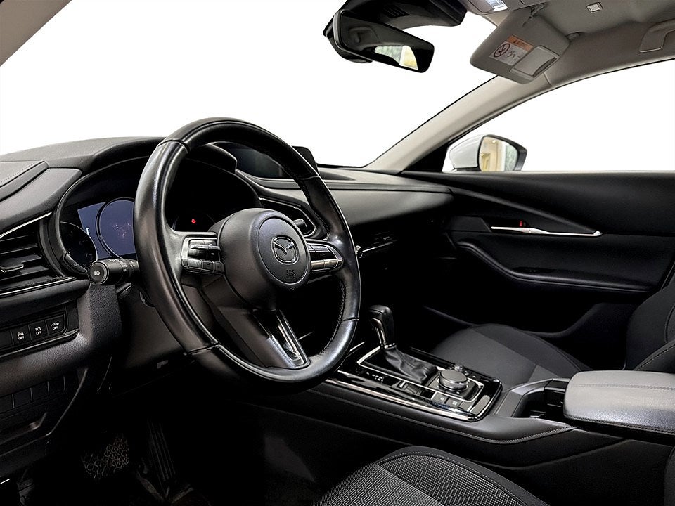 Bild på Mazda CX-30 Sky 2.0 SKYACTIV-X M 150hk Aut - B-KAMERA, CARPLAY