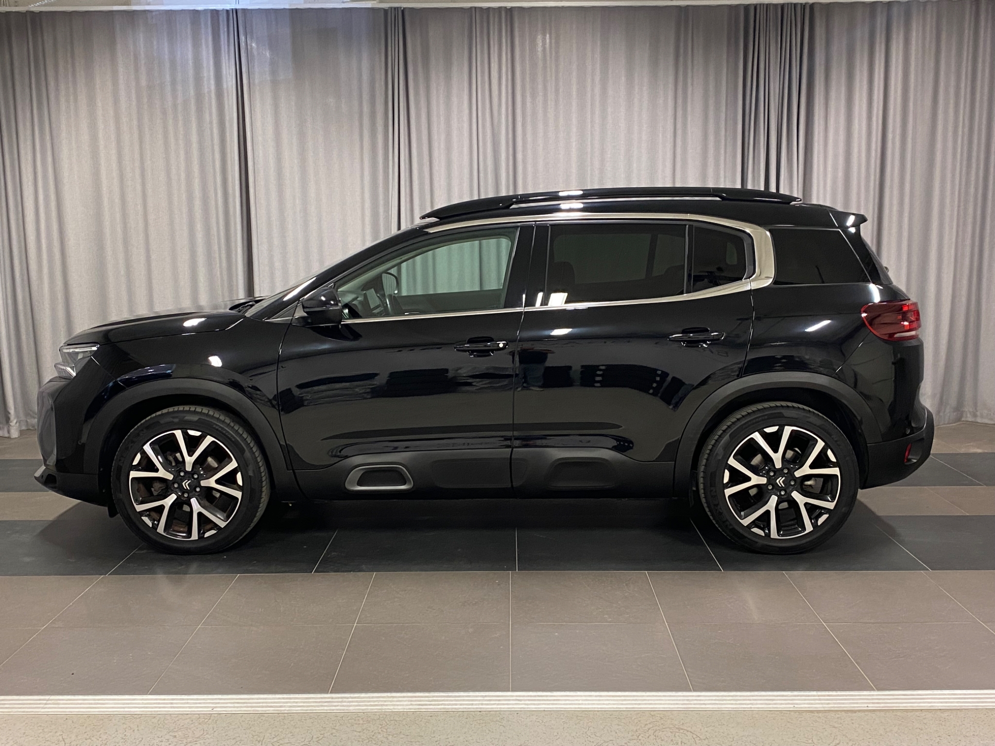 Citroen C5 Aircross 2022, bild 2/50