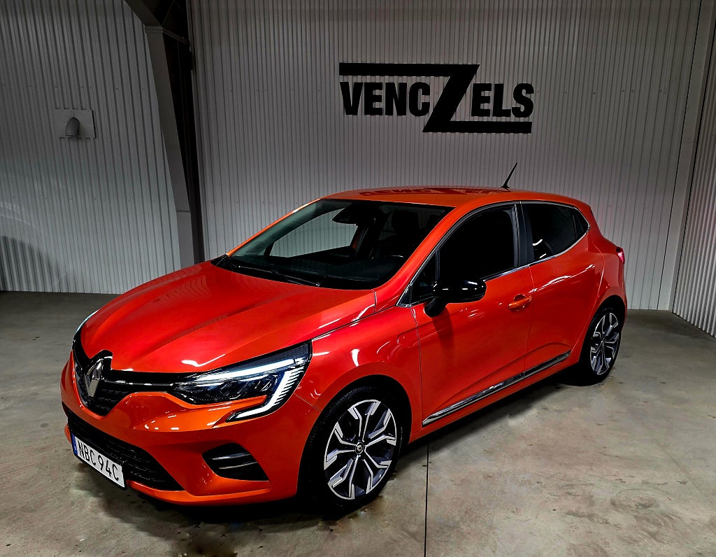 Renault Clio 1.0 TCe Intens Backkamera GPS Rattvärme 100 hk
