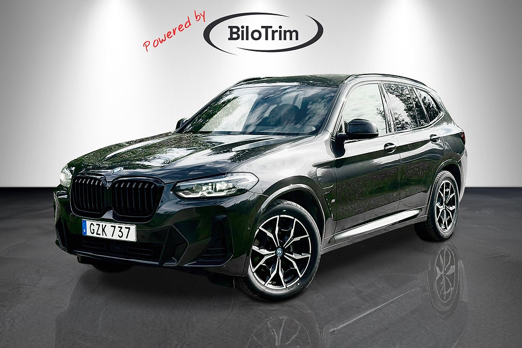 BMW X3 xDrive30e M Sport|Drag|Värmare|CarPlay|B-kamera|Cockpit