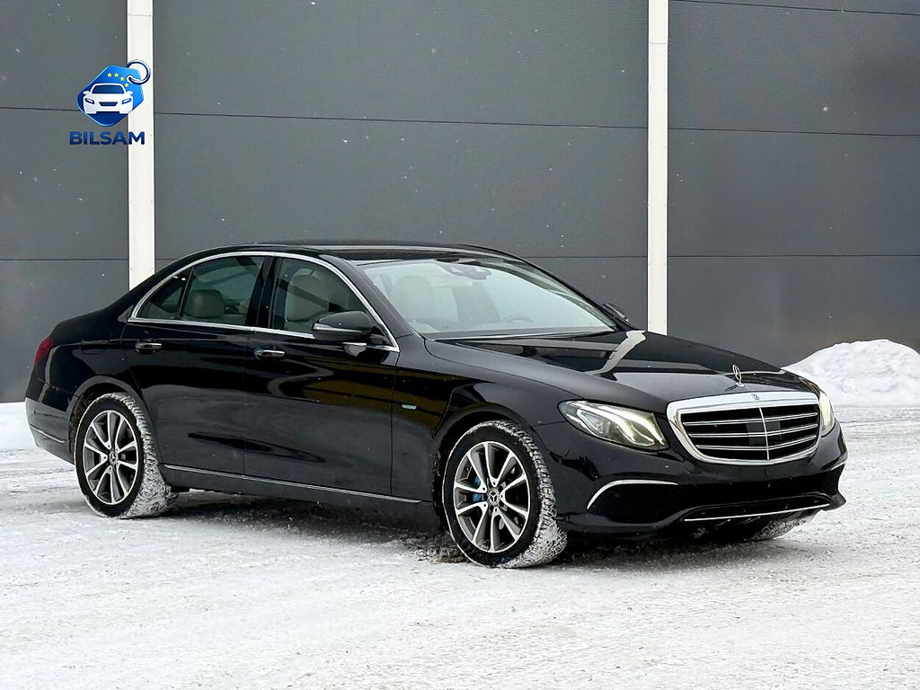 Mercedes-Benz E300 de Luxury Burmester