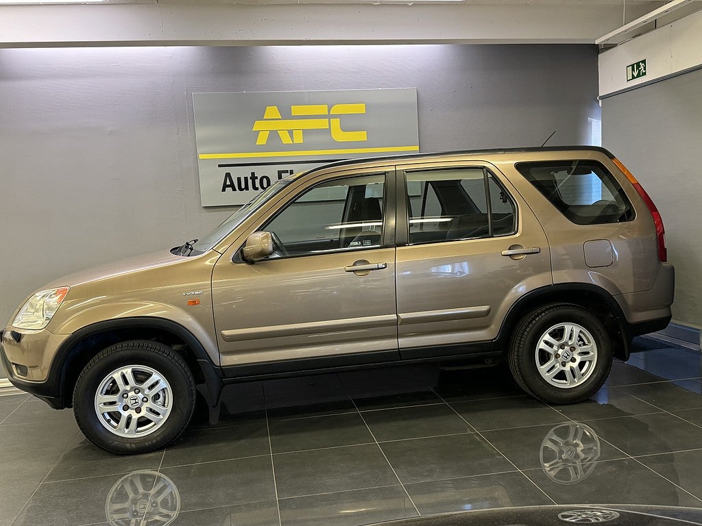 Honda CR-V 2.0 4WD | Nybesiktad | S+V | Nyservad | Bluetooth