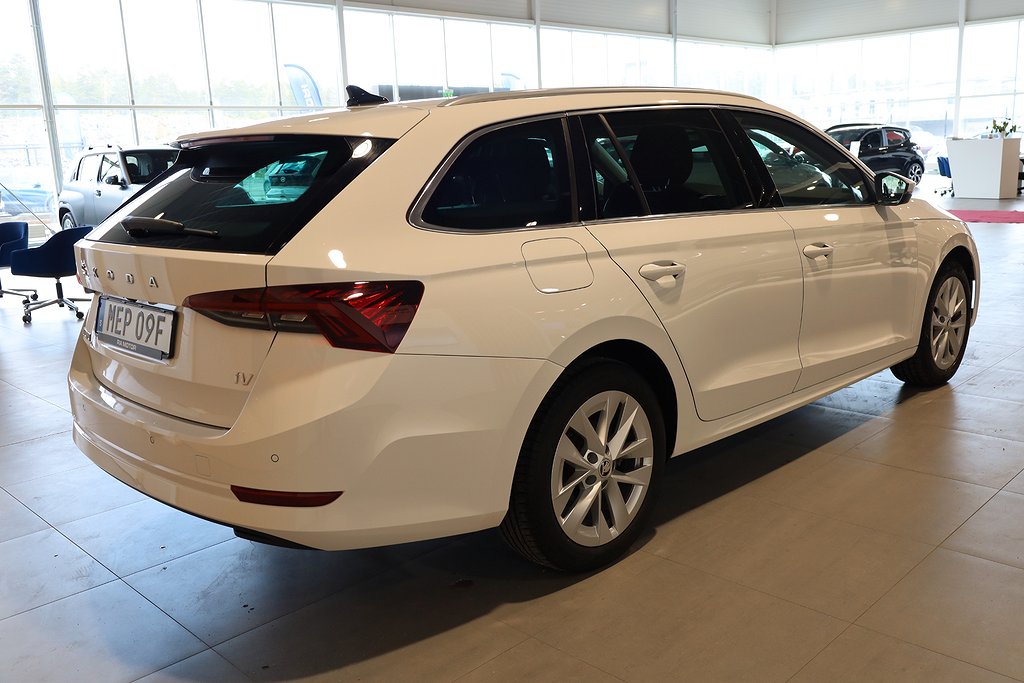 Skoda Octavia Kombi iV Style Aut Kamera Värmare Leasbar 2022