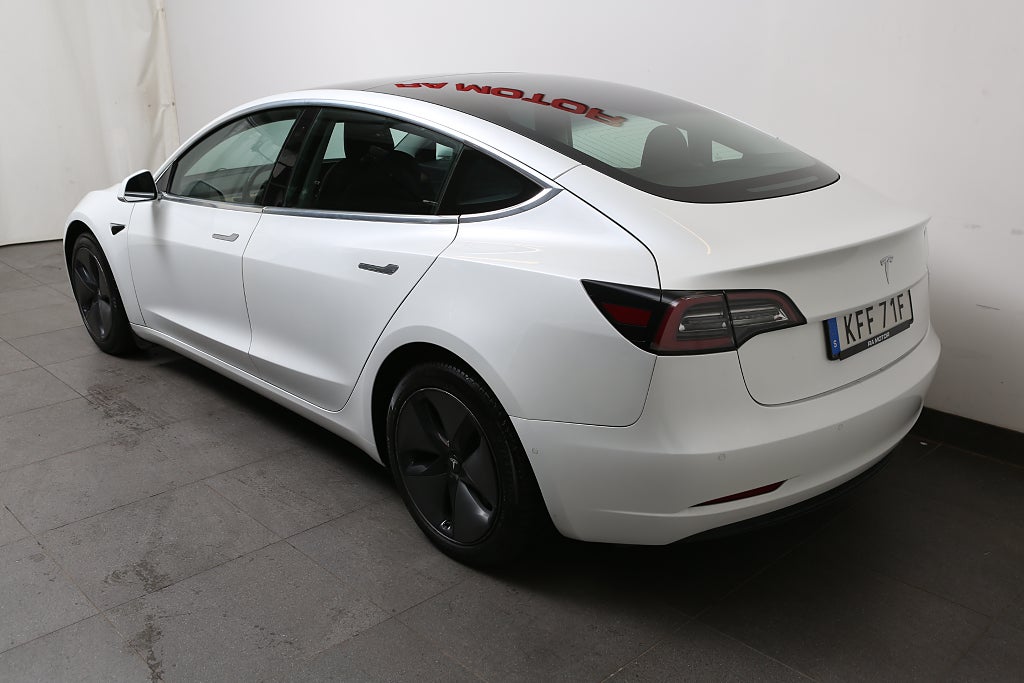 Tesla Model 3 Standard Range Plus 258hk Panorama 2020