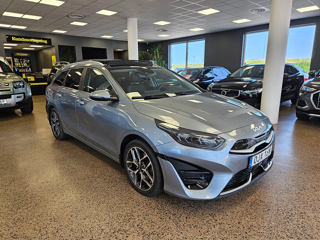 Kia Ceed Plug-in Hybrid Advance Plus I Pano Kamera Skinn