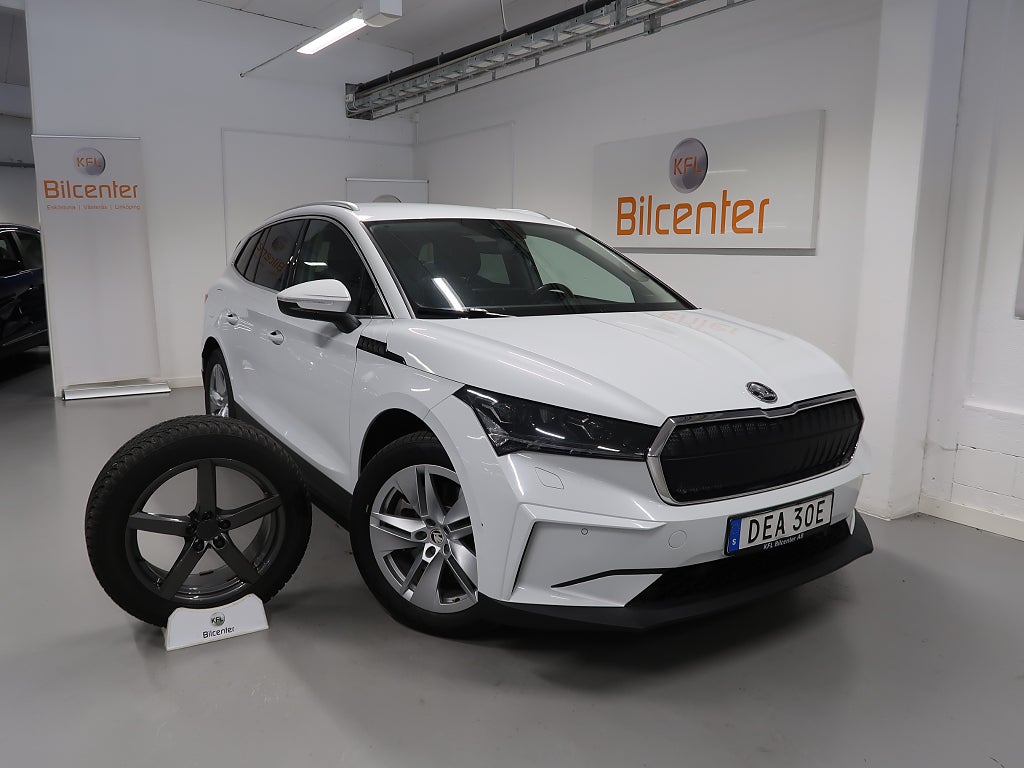 Skoda Enyaq iV 80x V-Däck ingår Drag-Kamera-Navi-Keyless-CarPlay-Rattv