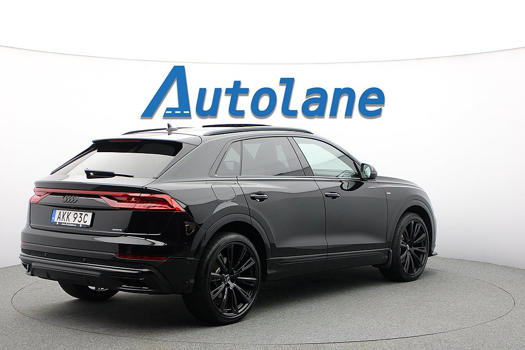 Audi Q8 50 TDI S Line, Panorama, 360°, Night Vision, 23" 286hk