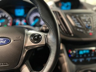 Ford Kuga 1.6 EcoBoost 150hk Trend Drag Mvärm Psens S/V-hjul