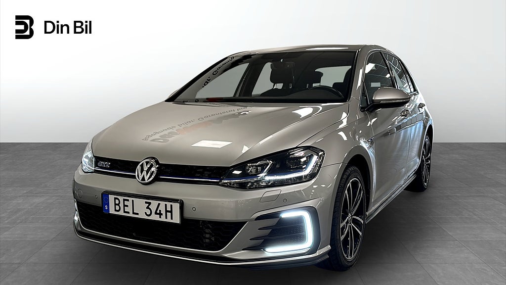 Volkswagen Golf GTE laddhybrid / Parkeringsvärmare