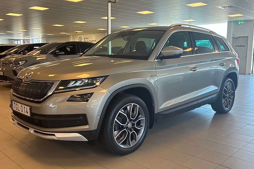 Skoda Kodiaq SCOUT 2.0 TDI, 360-kamera, Drag, Värmare