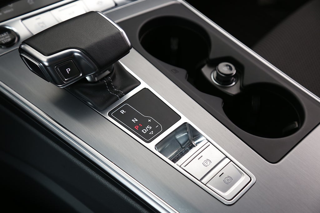 Audi A6 Avant 55 TFSI e Quattro S Tronic S-Line Hd matrix Drag 2023