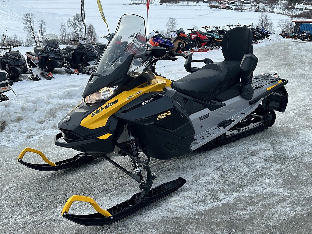 Ski-Doo GT Sport 600 Ace