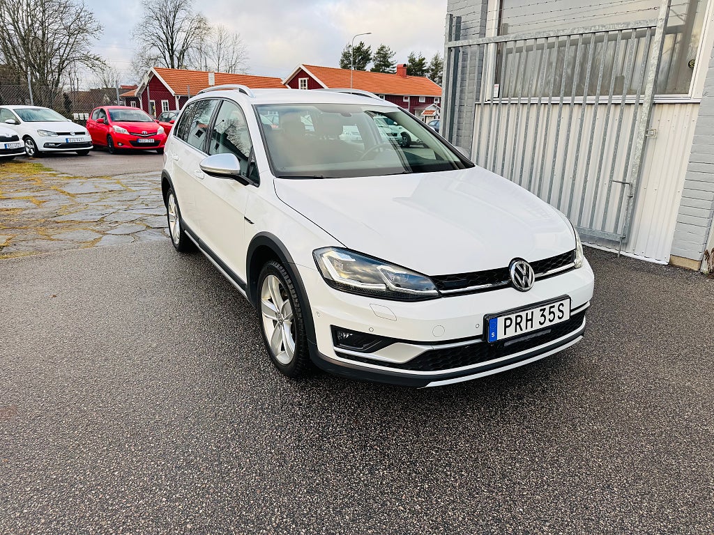 Volkswagen Golf Alltrack 2.0 TDI 184HK DSG 4MOTION / DRAG / VÄRMARE