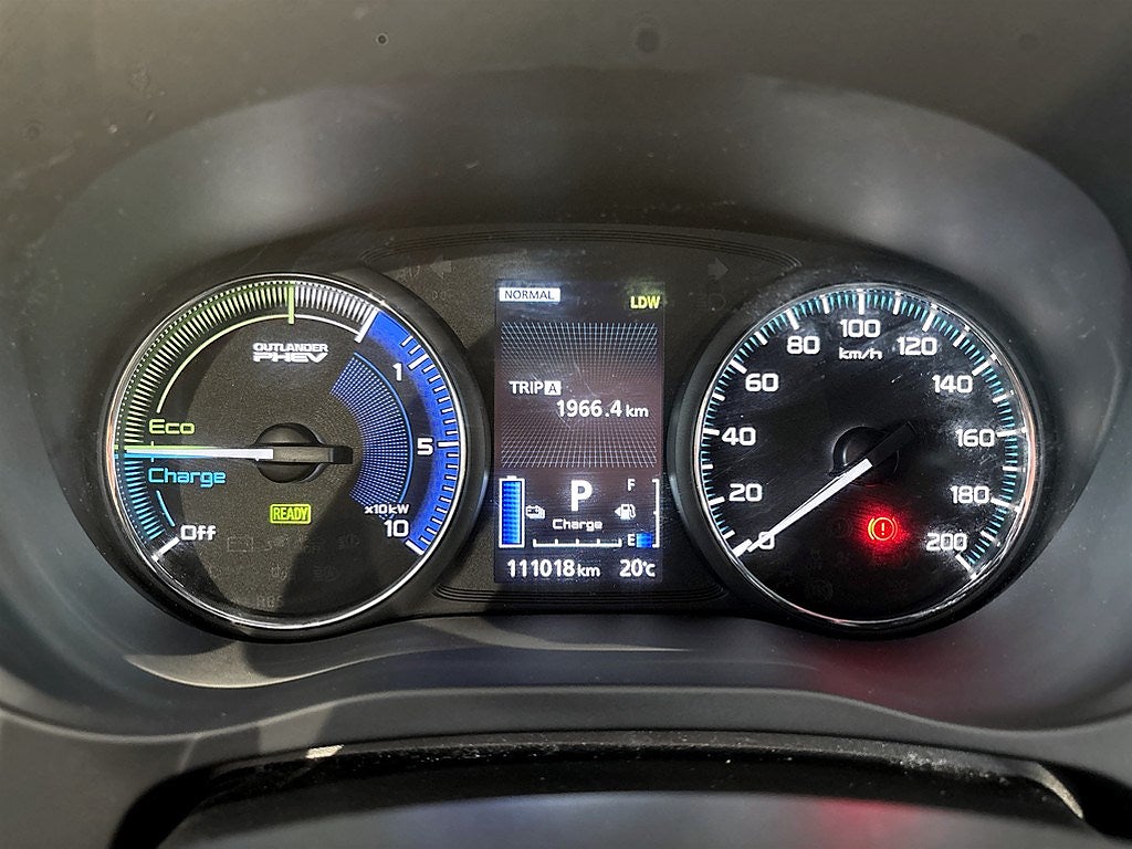 Bild på Mitsubishi Outlander S-Edition PHEV CVT 224hk Aut AWD - B-KAMERA, DRAG