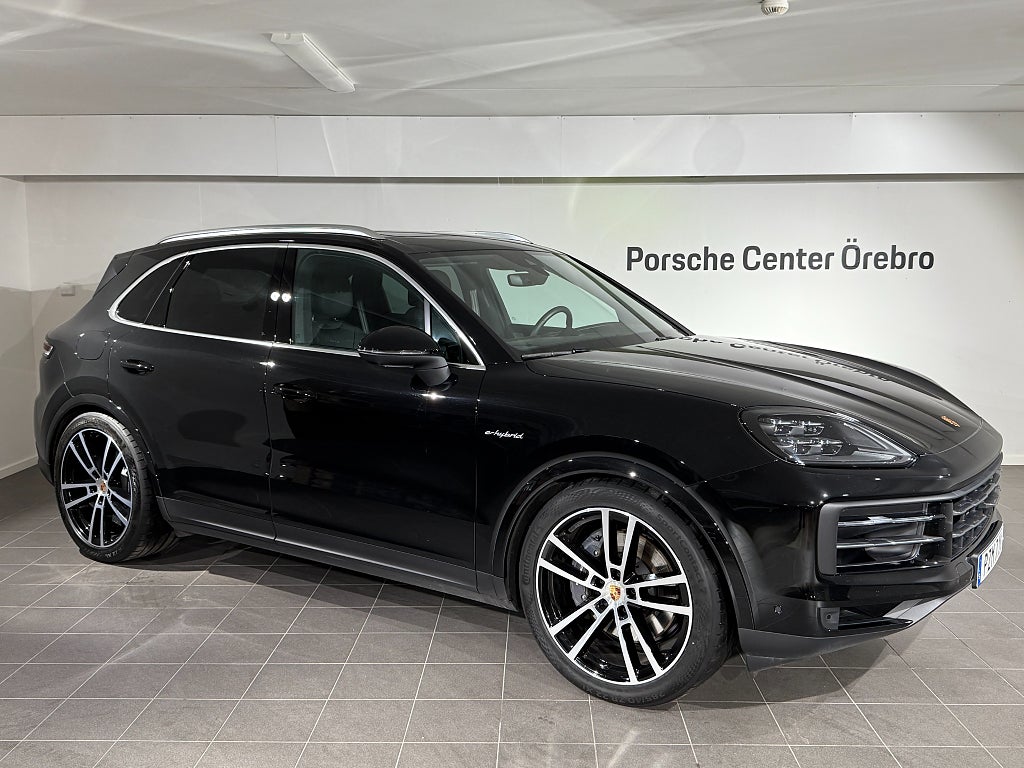 Porsche Cayenne E-Hybrid Leasebar/VAT