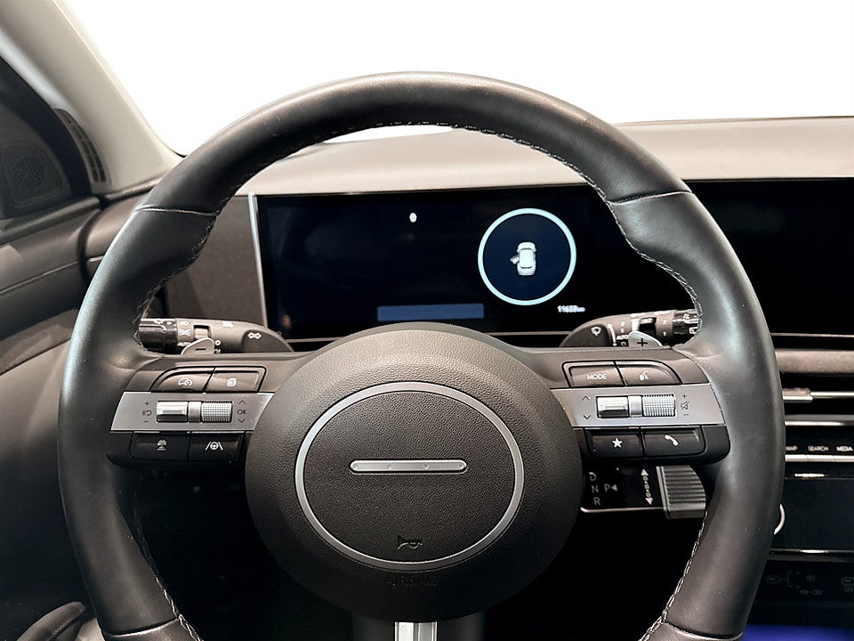 Bild på Hyundai Tucson Essential Hybrid 215hk Aut 4WD B-KAMERA CARPLAY