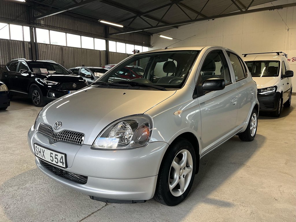 Toyota Yaris 5-dörrar 1.3 VVT-i Super ECT,4 växlar