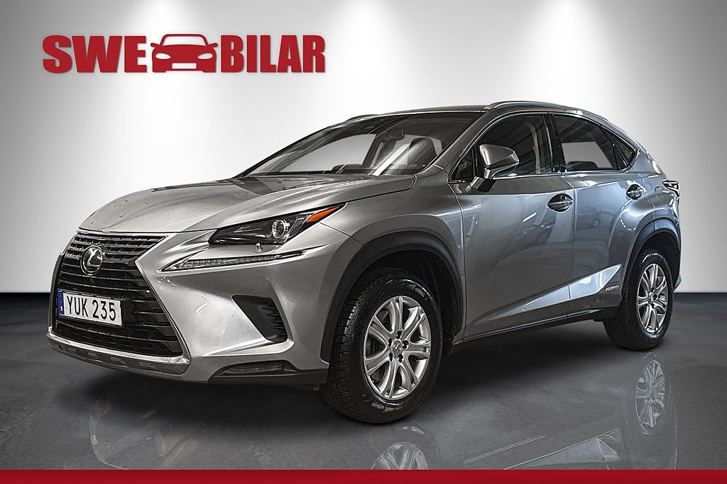 Lexus NX 300h AWD 2.5 E-CVT Comfort NAVI B-KAM