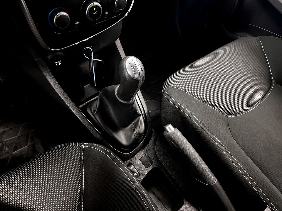 Bild på Renault Clio Expression Life 1.2 73hk KAMPANJRÄNTA 3,99%