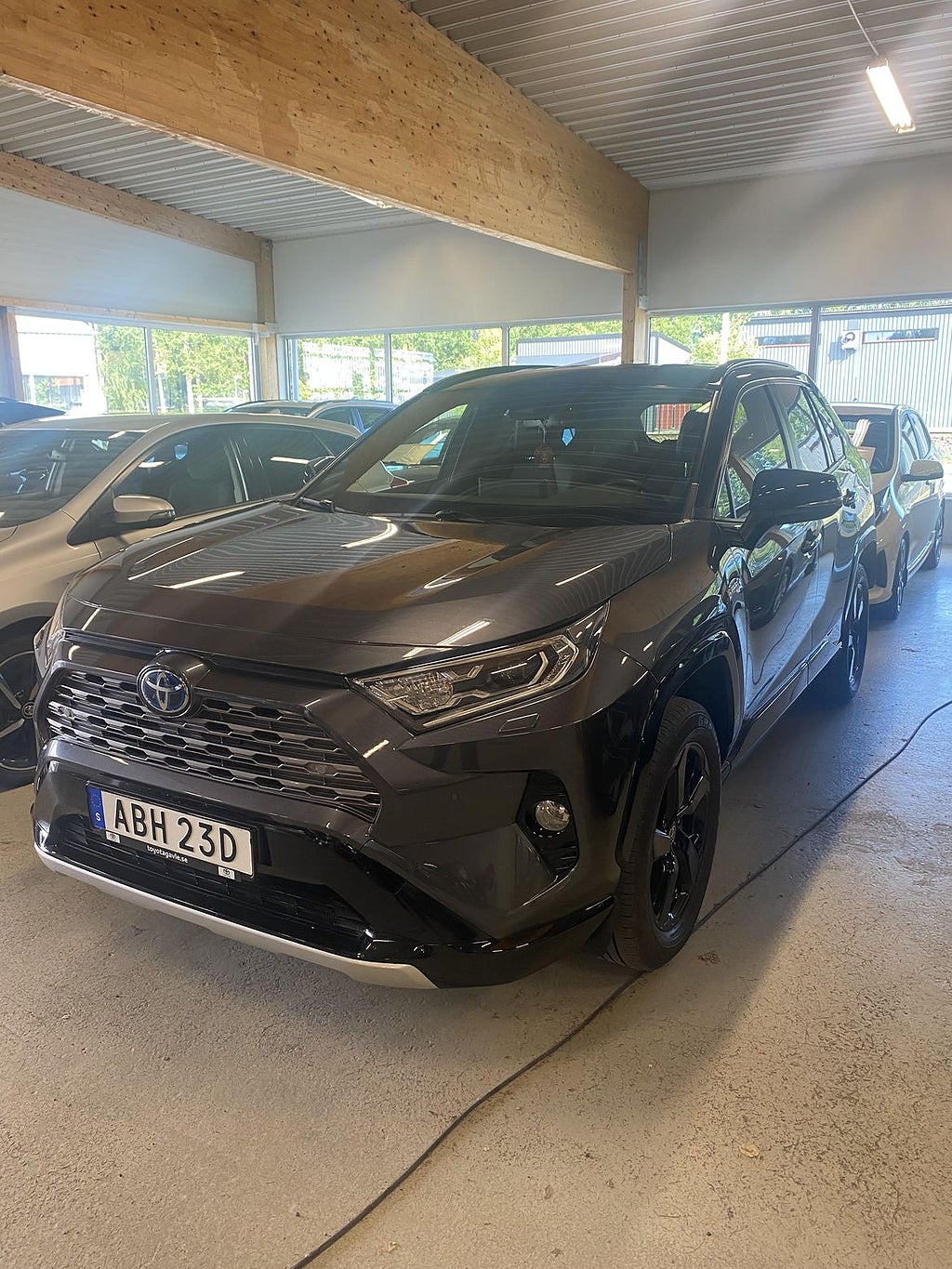Toyota RAV4 Hybrid AWD-i Style | Dragkrok