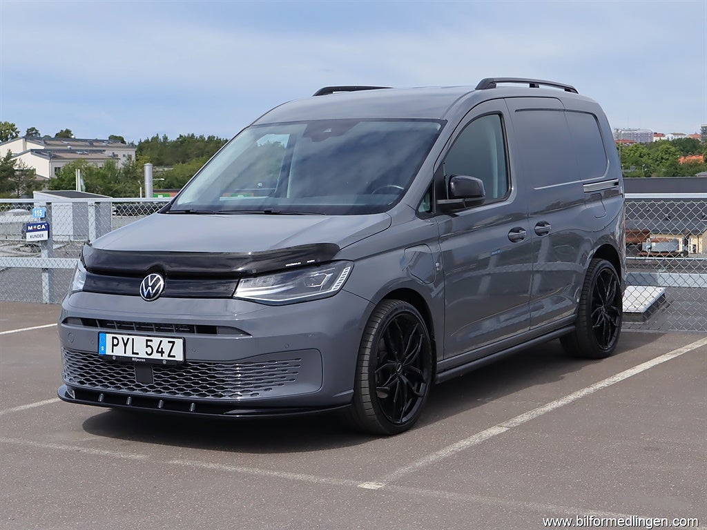Volkswagen Caddy CARGO 1.5 TSI eHybrid S/V-hjul Moms Drag