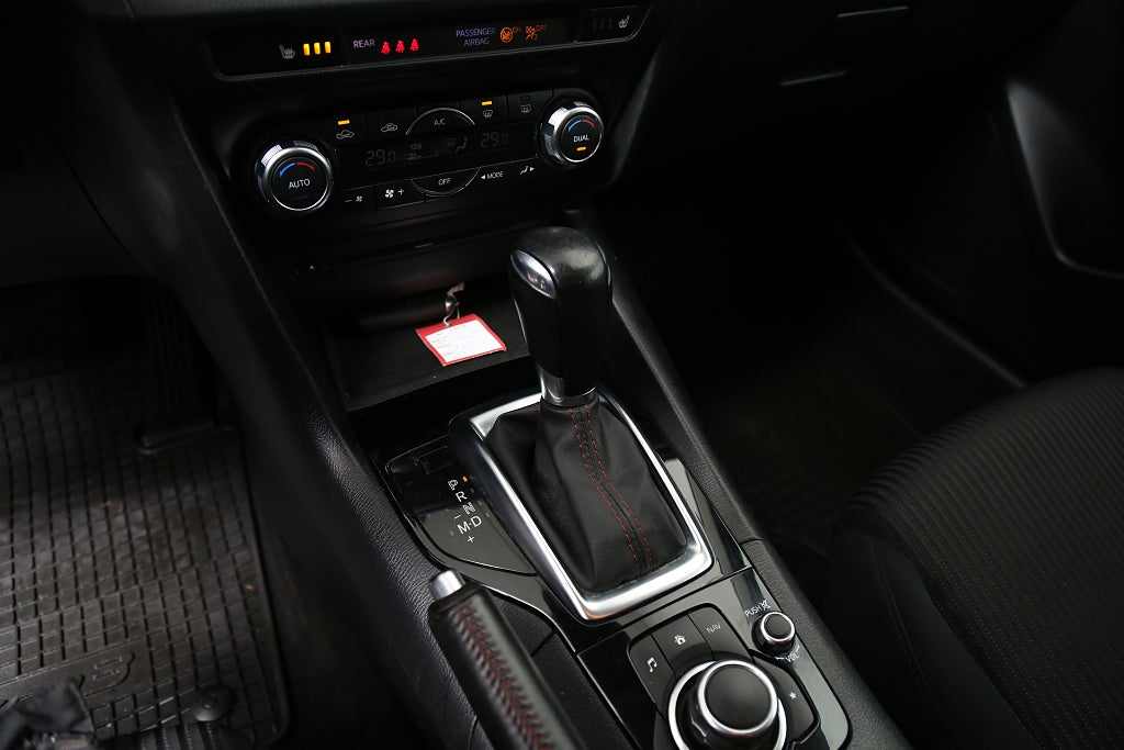 Mazda 3 Sport 2,0 SKYACTIV-G 120hk Vision Aut 2016