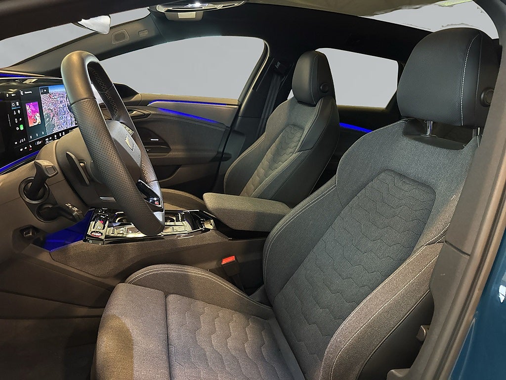 Audi A6 Avant e-tron performance, 367ps, 2025