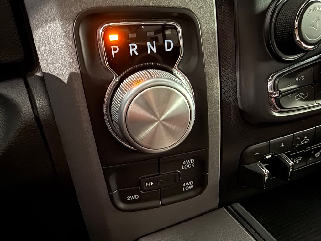 Dodge RAM 1500 Rebel 5,7 L Mkt fin o låga mil 4 X 4  394 hk - bild 12