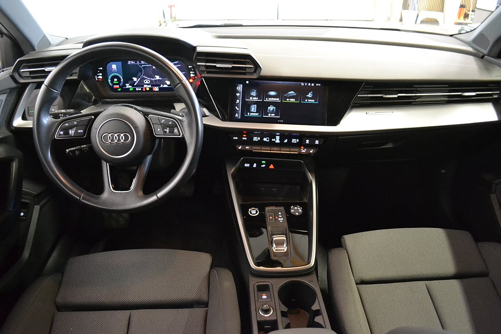 Audi A3 Sportback 40 TFSI e 204hk | Navi |