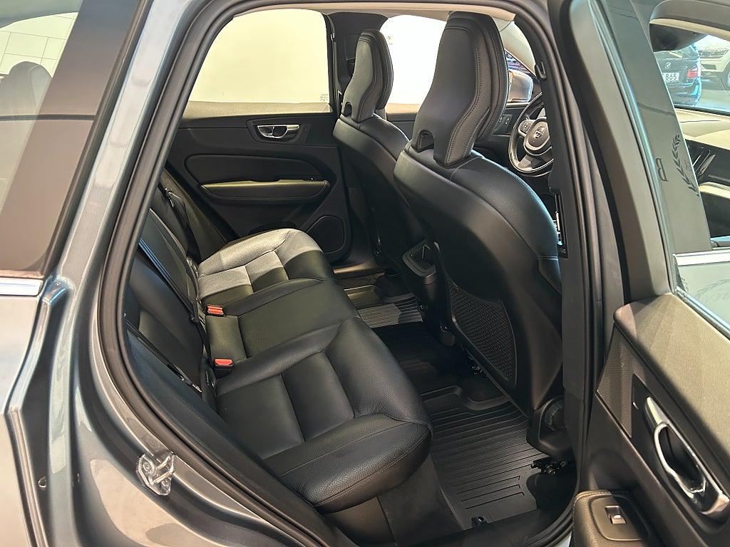 Volvo XC60 2019 - miniatyr 8