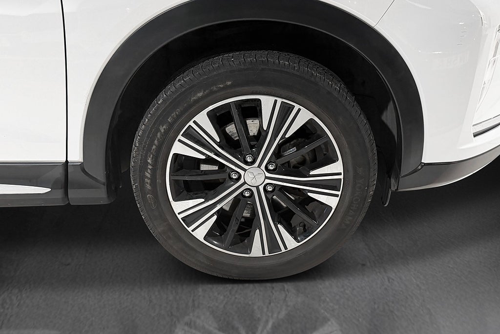 Mitsubishi Eclipse Cross 1.5 CVT Intense | 360-Kam | Värmare