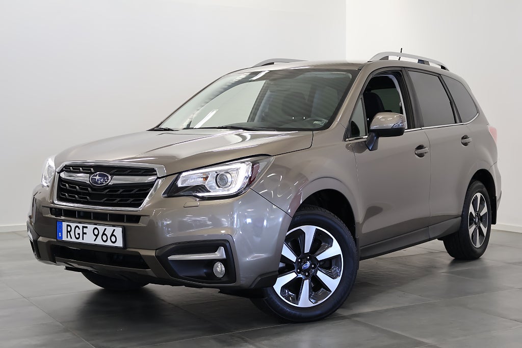 Subaru Forester 2.0 4WD Lineartronic Boxer XS / Drag / M-Värm / V-Hjul