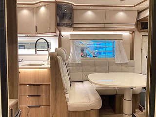 Husbil-integrerad Kabe TMI 860 Imperial LGB 10 av 52