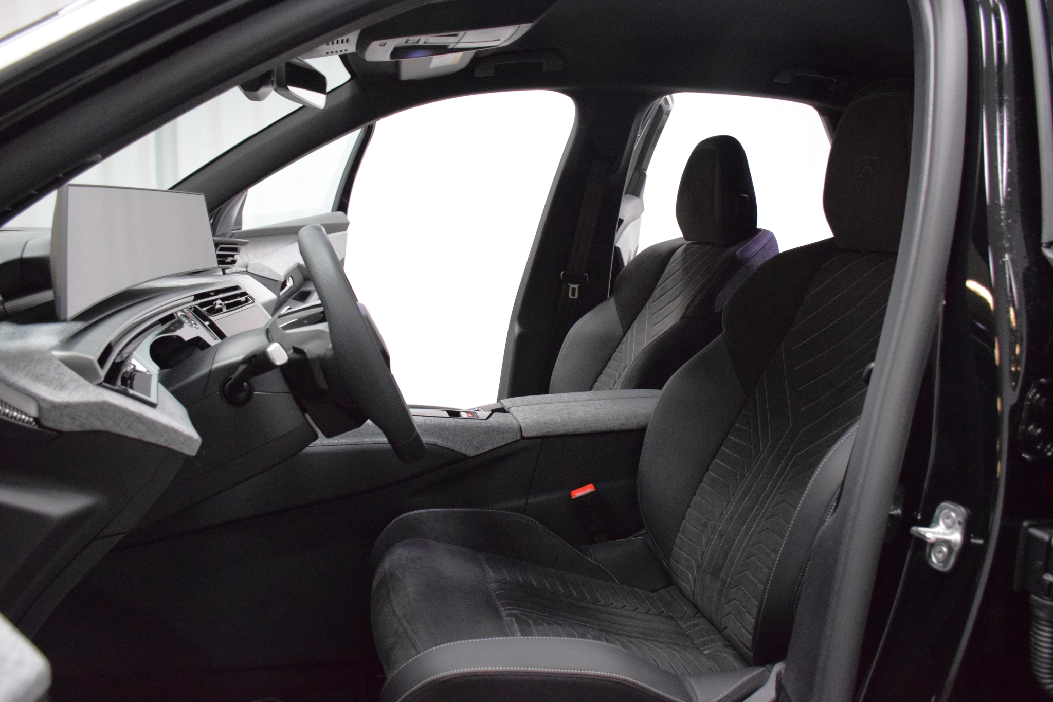 Peugeot 3008 GT Hybrid 145hk 2026, bild 5/47