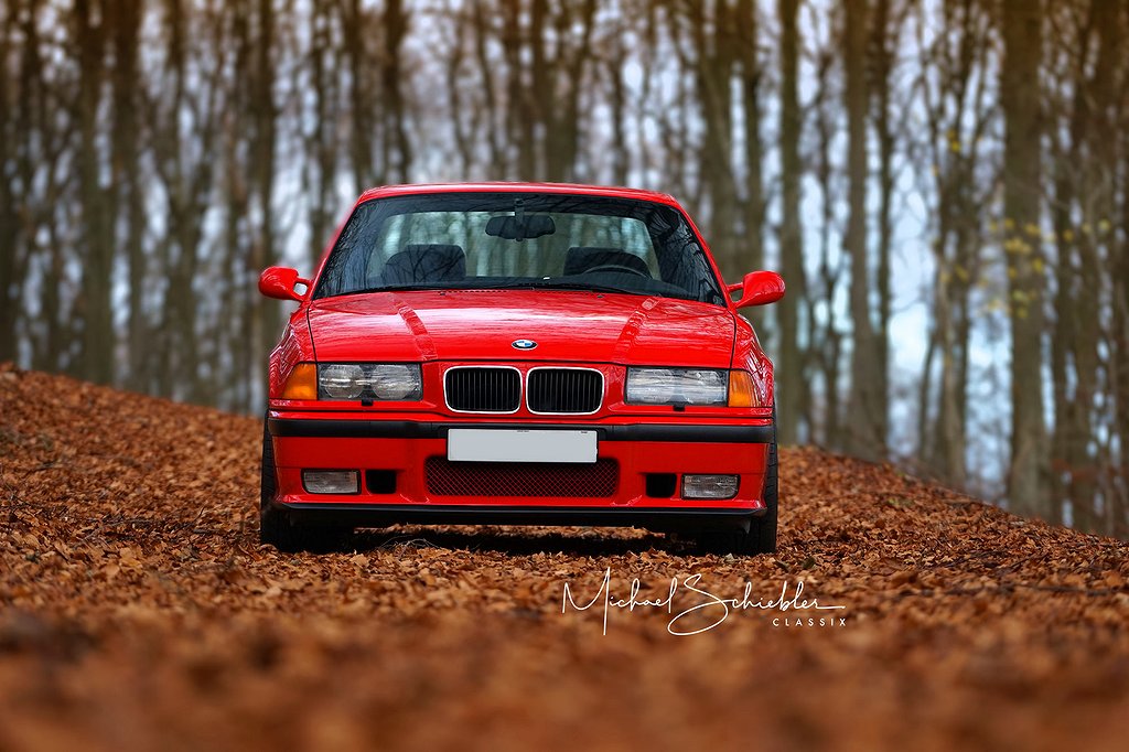 BMW M3 E36 med 3800 mil!! classix.se