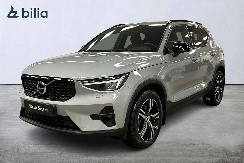 Volvo XC40 B3 FWD Bensin Plus Dark DRAG I 360° I Klimatpa...