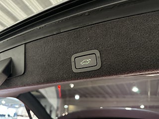 Volvo XC60 D4 AWD Classic Momentum Drag Pvärm Pano Kamera GPS SoV – bild 19