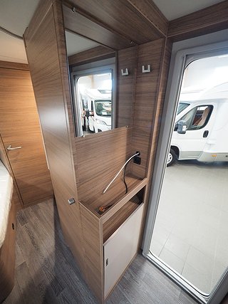 Husvagn, 1-axl Knaus Sport 450 FU 20 av 21