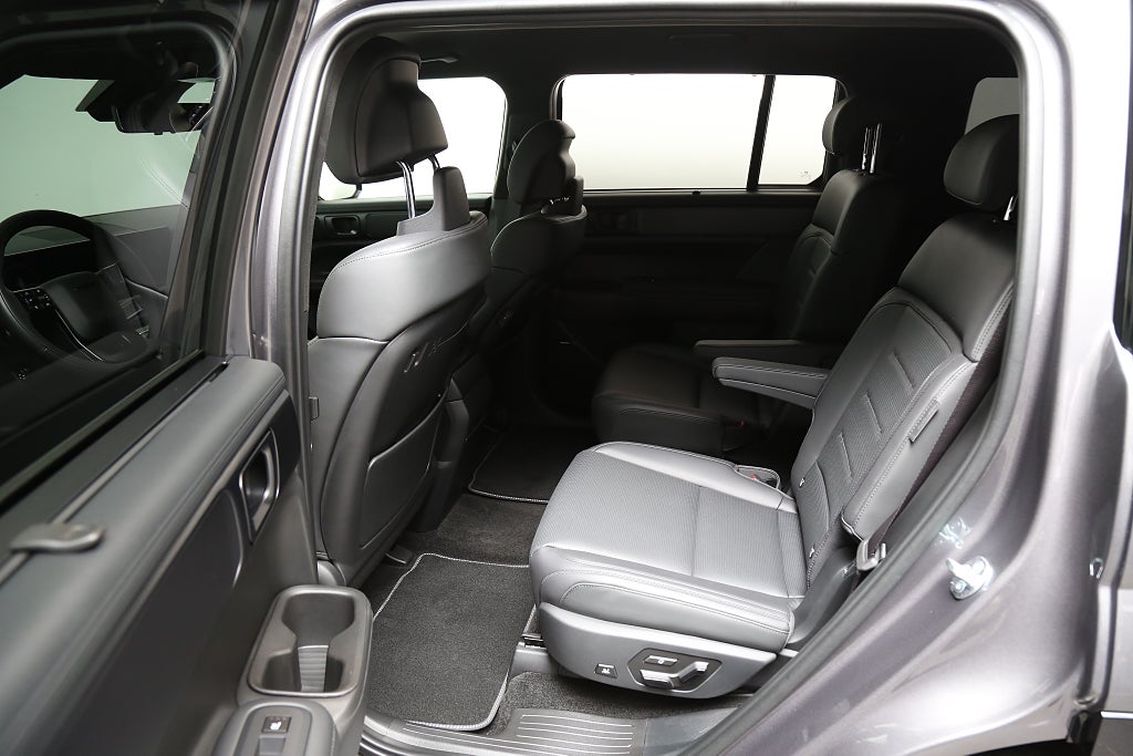 Hyundai Santa Fe PHEV AWD Calligraphy Line 6-sitsig | Dragkrok HUD 360°